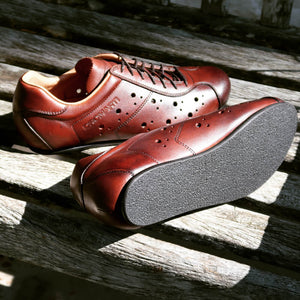 Flat sole cycling shoes. toe clips, commuting, L'eroica